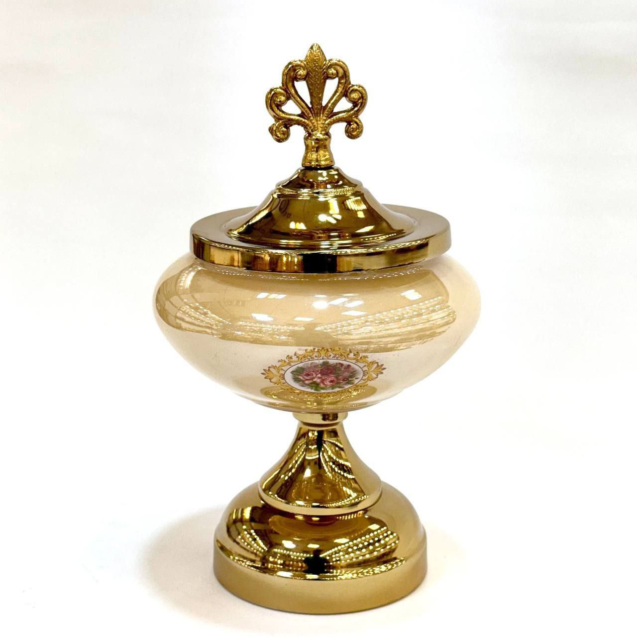 شکلات-خوری-کرم-گلدار-دکوری-مکوری-7096.jpg شکلات خوری کرم گلدار طلایی 7096 - تصویر 1