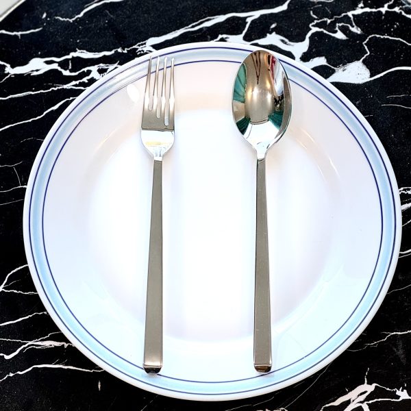 سرویس قاشق و چنگال 12پارچه 6 نفره یونیک کد 70-UN-5815